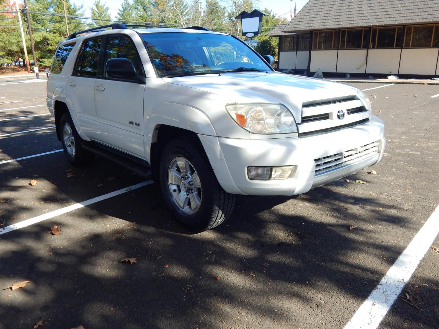 2004 White /Gray Cloth Toyota 4Runner Sport Edition 4WD (JTEBU14R440) with an 4.0L V6 DOHC 24V engine, Automatic transmission, located at 6528 Lower York Road, New Hope, PA, 18938, (215) 862-9555, 40.358707, -74.977882 - Here we have a Toyota 4 Runner with a 4.0L V6 putting power to a 4x4 automatic transmission. Options include: gray cloth, sun roof, rear power lowering window, AC/heat, cruise control, tilt steering wheel, power windows/locks/mirrors, AM/FM/CD/TAPE radio, 17 inch alloy wheels, fog lights, roof rack, - Photo#5