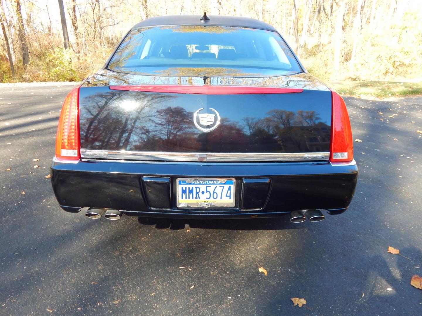 2011 Black /Black Leather Cadillac DTS Base (1GE9K9C61BU) with an 4.6L V8 DOHC 32V engine, 4-Speed Automatic transmission, located at 6528 Lower York Road, New Hope, PA, 18938, (215) 862-9555, 40.358707, -74.977882 - Here we have a very cool, low millage Cadillac DTS Pro Coachbuilder Limousine with a 4.6L V8 putting power to the front wheels via a smooth shifting automatic transmission. This limo comes ready to use for private use and/or Uber/Lift approved. This Cadillac has brand new tires, new Carplay navigati - Photo#10