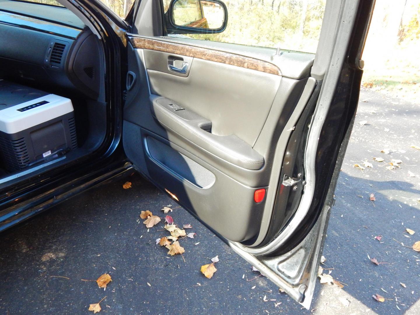 2011 Black /Black Leather Cadillac DTS Base (1GE9K9C61BU) with an 4.6L V8 DOHC 32V engine, 4-Speed Automatic transmission, located at 6528 Lower York Road, New Hope, PA, 18938, (215) 862-9555, 40.358707, -74.977882 - Here we have a very cool, low millage Cadillac DTS Pro Coachbuilder Limousine with a 4.6L V8 putting power to the front wheels via a smooth shifting automatic transmission. This limo comes ready to use for private use and/or Uber/Lift approved. This Cadillac has brand new tires, new Carplay navigati - Photo#19