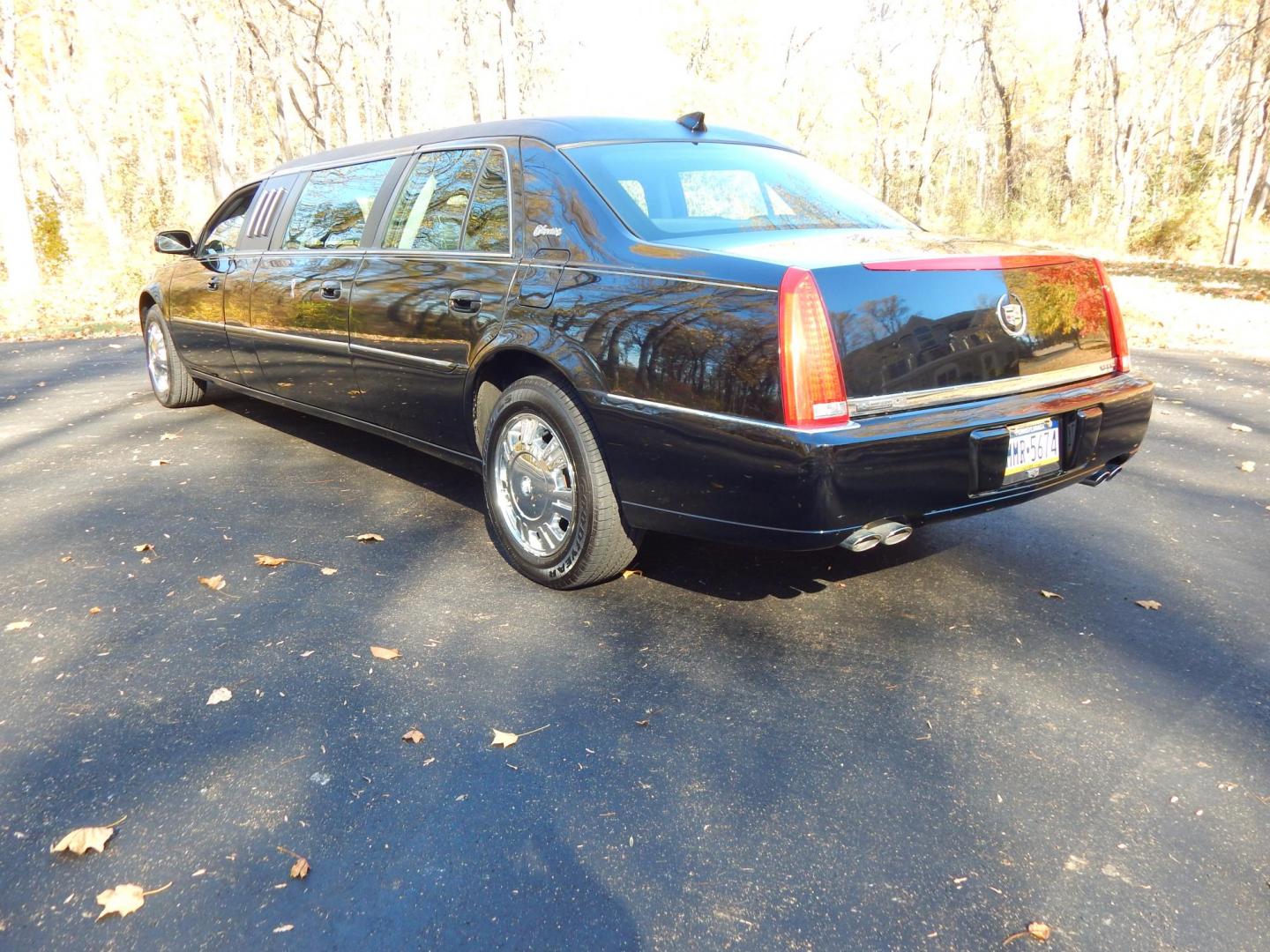 2011 Black /Black Leather Cadillac DTS Base (1GE9K9C61BU) with an 4.6L V8 DOHC 32V engine, 4-Speed Automatic transmission, located at 6528 Lower York Road, New Hope, PA, 18938, (215) 862-9555, 40.358707, -74.977882 - Here we have a very cool, low millage Cadillac DTS Pro Coachbuilder Limousine with a 4.6L V8 putting power to the front wheels via a smooth shifting automatic transmission. This limo comes ready to use for private use and/or Uber/Lift approved. This Cadillac has brand new tires, new Carplay navigati - Photo#3