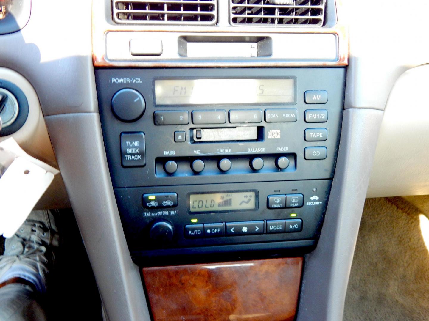 1999 Gold /Tan Leather Lexus ES 300 Base (JT8BF28G7X5) with an 3.0L V6 DOHC 24V engine, 4-Speed Automatic Overdrive transmission, located at 6528 Lower York Road, New Hope, PA, 18938, (215) 862-9555, 40.358707, -74.977882 - Here we have a very nice Lexus ES300 with a 3.0L V6 putting power to the front wheels via a smooth shifting automatic. Options include: tan leather, heat, A/C, power sunroof, AM/FM/CD/TAPE radio, cruise control, tilt steering wheel, automatic headlights, power windows/locks/mirrors, Lexus Premium So - Photo#23