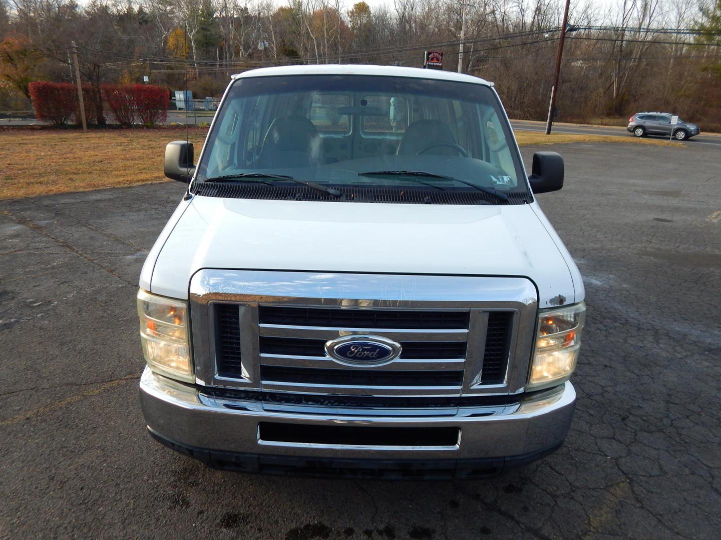 2008 White /Gray Leather Ford E-Series Van E-150 (1FTNE14W18D) with an 4.6L V8 SOHC 16V engine, 4-Speed Automatic Overdrive transmission, located at 6528 Lower York Road, New Hope, PA, 18938, (215) 862-9555, 40.358707, -74.977882 - Here we have a low mileage, 2008 Ford E-150 cargo van with a 4.6L V8 putting power to the rear wheels via an automatic transmission. Options include: gray leather, AM/FM radio, A/C, heat, cruise control, tilt steering wheel, power windows/locks/mirrors, 2 sets of keys, 16 inch wheels with 4 Nexen Ro - Photo#9