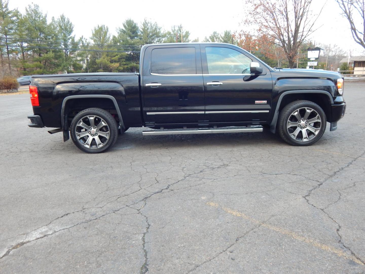 2014 Black /Black Leather GMC Sierra 1500 SLT Crew Cab 4WD (3GTU2VEC1EG) with an 5.3L V8 OHV 16V engine, 6-Speed Automatic transmission, located at 6528 Lower York Road, New Hope, PA, 18938, (215) 862-9555, 40.358707, -74.977882 - Photo#6