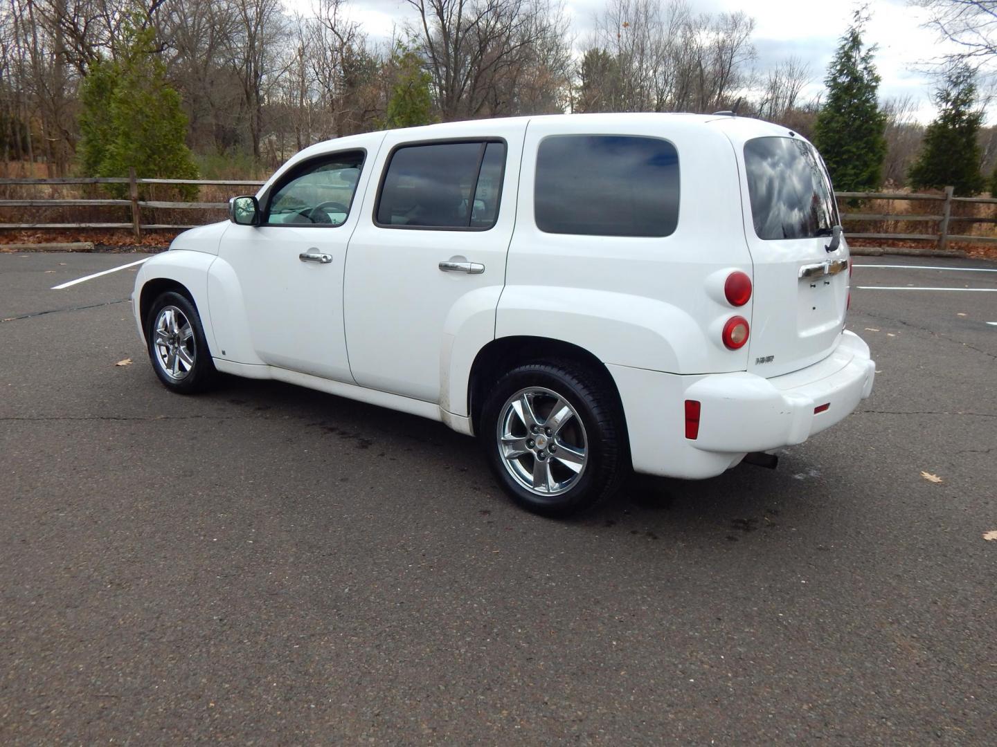 2009 White /Black Cloth Chevrolet HHR LT1 (3GNCA23B19S) with an 2.2L L4 DOHC 16V engine, 4-Speed Automatic Overdrive transmission, located at 6528 Lower York Road, New Hope, PA, 18938, (215) 862-9555, 40.358707, -74.977882 - Here we have a Chevy HHR with a 2.2L inline 4 cylinder putting power to the front wheels via an automatic transmission. Options include: black cloth, heat, A/C, AM/FM/CD/XM radio, sunroof, cruise control, tilt steering wheel, power windows, power locks, power mirrors, traction control, 16 inch alloy - Photo#0