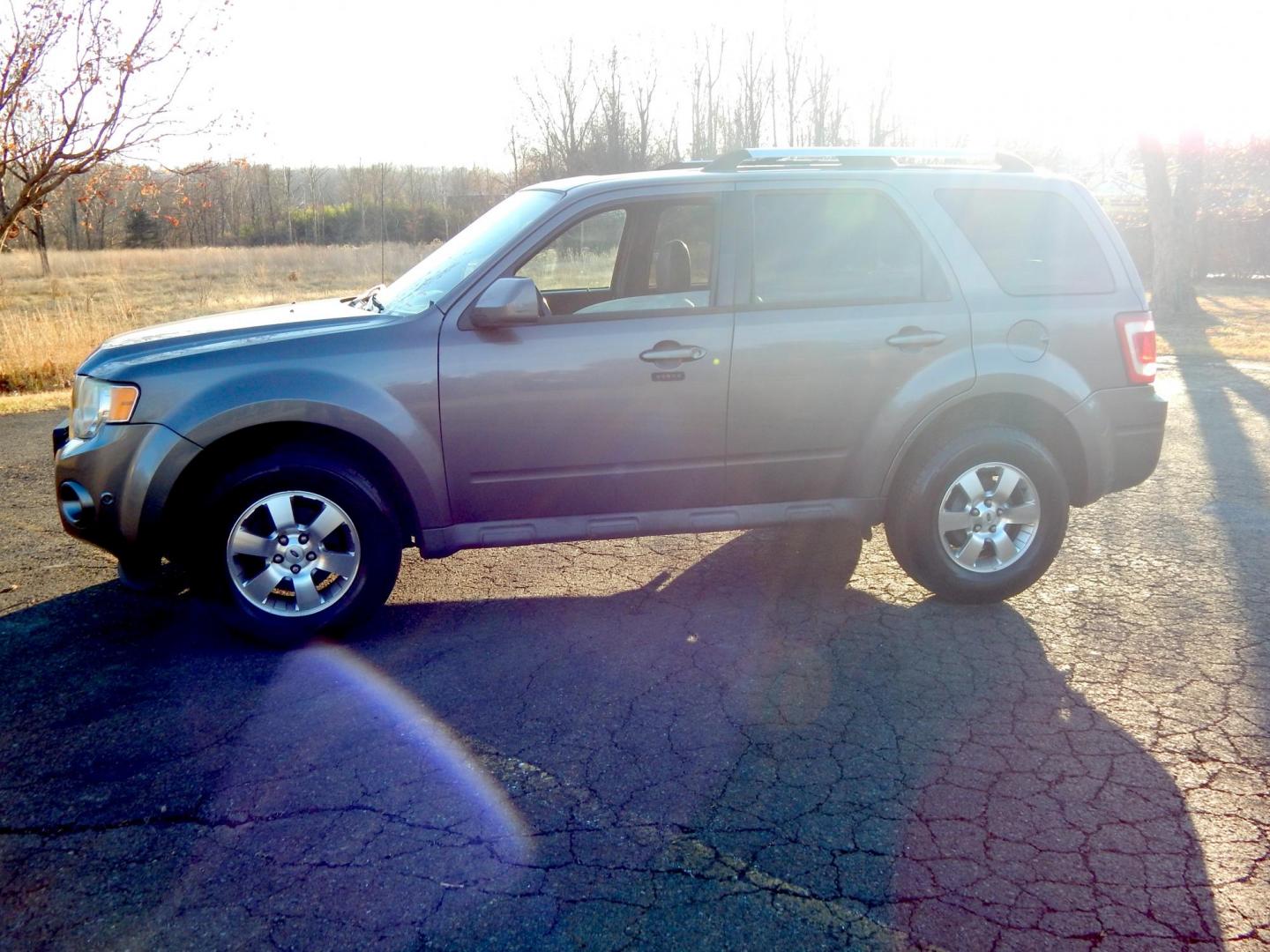 2012 Gray /Black Leather Ford Escape Limited 4WD (1FMCU9EG8CK) with an 3.0L V6 DOHC 24V engine, 6-Speed Automatic transmission, located at 6528 Lower York Road, New Hope, PA, 18938, (215) 862-9555, 40.358707, -74.977882 - Here we have a Ford Escape Limited with a 3.0L V6 putting power to an all wheel drive automatic transmission. Options include: black leather, power drivers seat, heated front seats, dual climate, AM/FM/CD/AUX/SIRIUS radio, cruise control, sunroof, automatic headlights, power windows/locks/mirrors, r - Photo#2