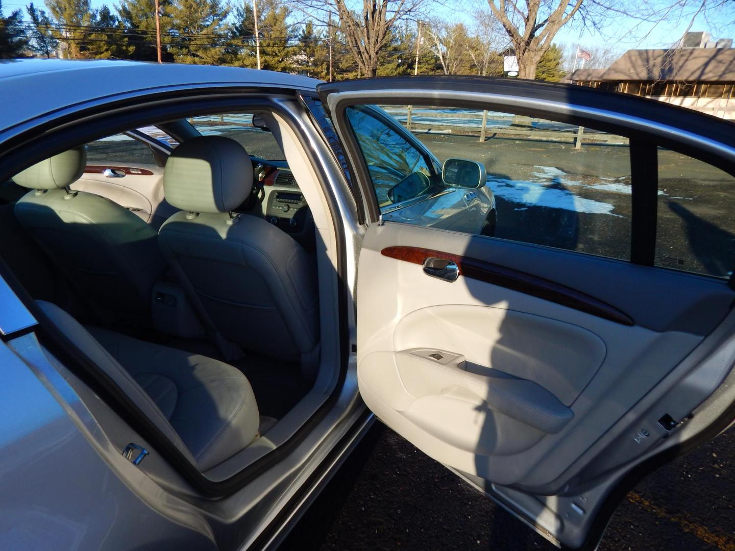 2010 Silver /Gray Leather Buick Lucerne CXL (1G4HC5EM8AU) with an 3.9L V6 OHV 12V engine, 4-Speed Automatic transmission, located at 6528 Lower York Road, New Hope, PA, 18938, (215) 862-9555, 40.358707, -74.977882 - Here we have a very nice, ONE OWNER, Buick with a 3.9L V6 putting power to the front wheels via a smooth shifting automatic transmission. Options include: gray leather, dual power seats, heat, A/C, AM/FM/CD/XM radio, heated front seats, heated steering wheel, automatic headlights, tilt steering whee - Photo#13