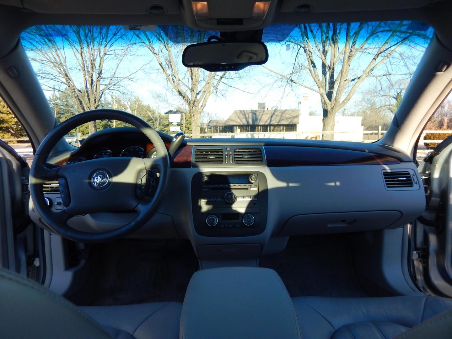 2010 Silver /Gray Leather Buick Lucerne CXL (1G4HC5EM8AU) with an 3.9L V6 OHV 12V engine, 4-Speed Automatic transmission, located at 6528 Lower York Road, New Hope, PA, 18938, (215) 862-9555, 40.358707, -74.977882 - Here we have a very nice, ONE OWNER, Buick with a 3.9L V6 putting power to the front wheels via a smooth shifting automatic transmission. Options include: gray leather, dual power seats, heat, A/C, AM/FM/CD/XM radio, heated front seats, heated steering wheel, automatic headlights, tilt steering whee - Photo#18