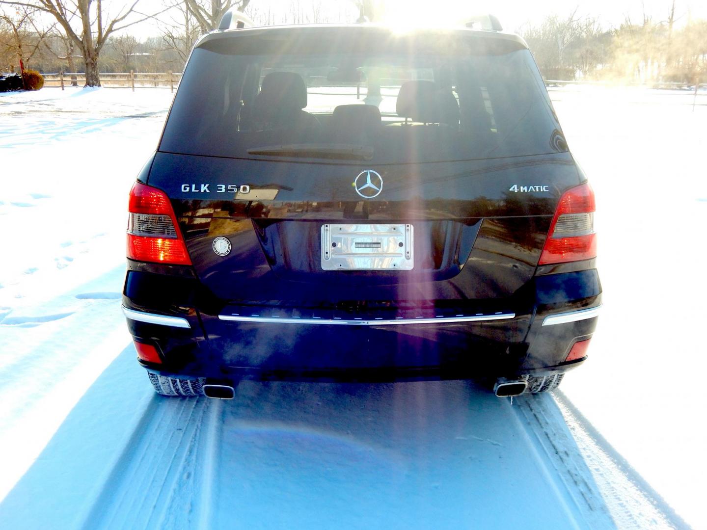 2012 Black /Black Leather Mercedes-Benz GLK-Class GLK350 4MATIC (WDCGG8HB5CF) with an 3.5L V6 DOHC 24V engine, 7-Speed Automatic transmission, located at 6528 Lower York Road, New Hope, PA, 18938, (215) 862-9555, 40.358707, -74.977882 - Here we have a very nice, Mercedes GLK 350 with a 3.5L V6 putting power to all four wheels via a smooth shifting automatic transmission. Options include: black leather with wood trim, dual power seats, drivers memory seats, dual climate controls, heated front seats, dual moonroofs, AM/FM/CD/AUX/SAT - Photo#1