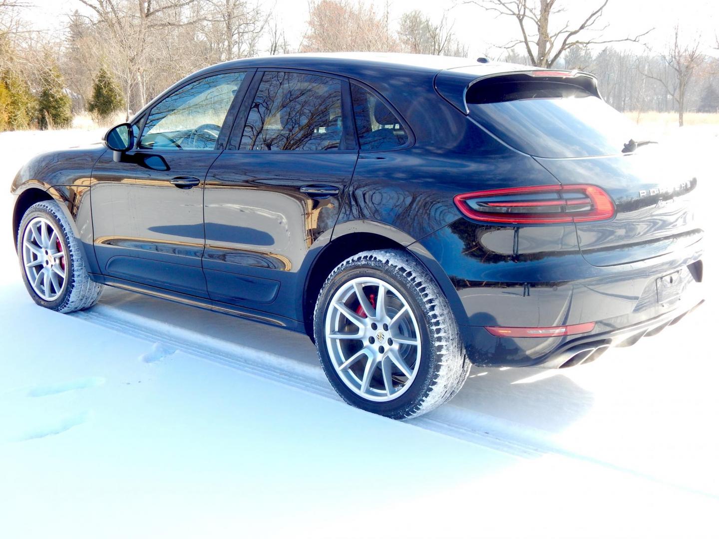 2016 Black /Black Leather Porsche Macan Turbo (WP1AF2A54GL) with an 3.6L V6 DOHC 24V TWIN-TURBO engine, 7A transmission, located at 6528 Lower York Road, New Hope, PA, 18938, (215) 862-9555, 40.358707, -74.977882 - Here we have a beautiful running and driving Porsche Macon Turbo with brand new brake pads and rotors. This Macon Turbo has a 3.6L V6 Turbo engine putting power to all four wheels via a smooth and fast shifting automatic transmission. Options include: black leather with carbon fiber trim, dual power - Photo#5