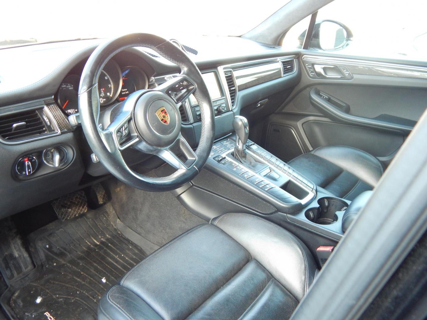 2016 Black /Black Leather Porsche Macan Turbo (WP1AF2A54GL) with an 3.6L V6 DOHC 24V TWIN-TURBO engine, 7A transmission, located at 6528 Lower York Road, New Hope, PA, 18938, (215) 862-9555, 40.358707, -74.977882 - Here we have a beautiful running and driving Porsche Macon Turbo with brand new brake pads and rotors. This Macon Turbo has a 3.6L V6 Turbo engine putting power to all four wheels via a smooth and fast shifting automatic transmission. Options include: black leather with carbon fiber trim, dual power - Photo#21