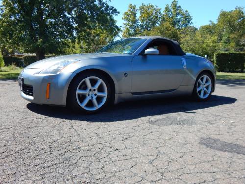 2004 Nissan 350Z Touring Roadster